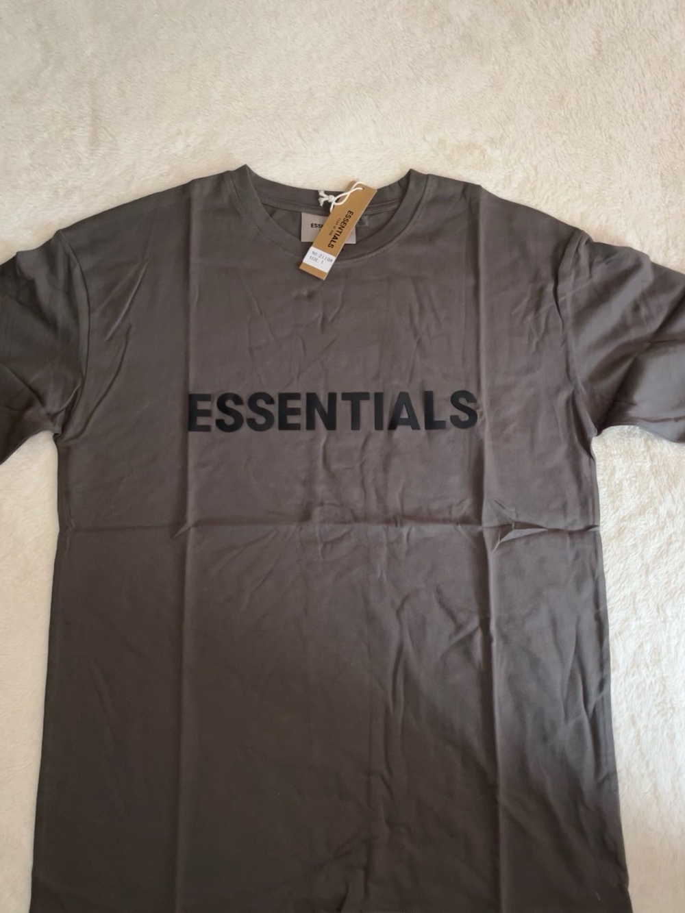 Fear Of God Essential T-shirt (2022)